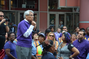 Eliseo Medina leading Local 73 members at a rally in Chicago's City Hall. 
