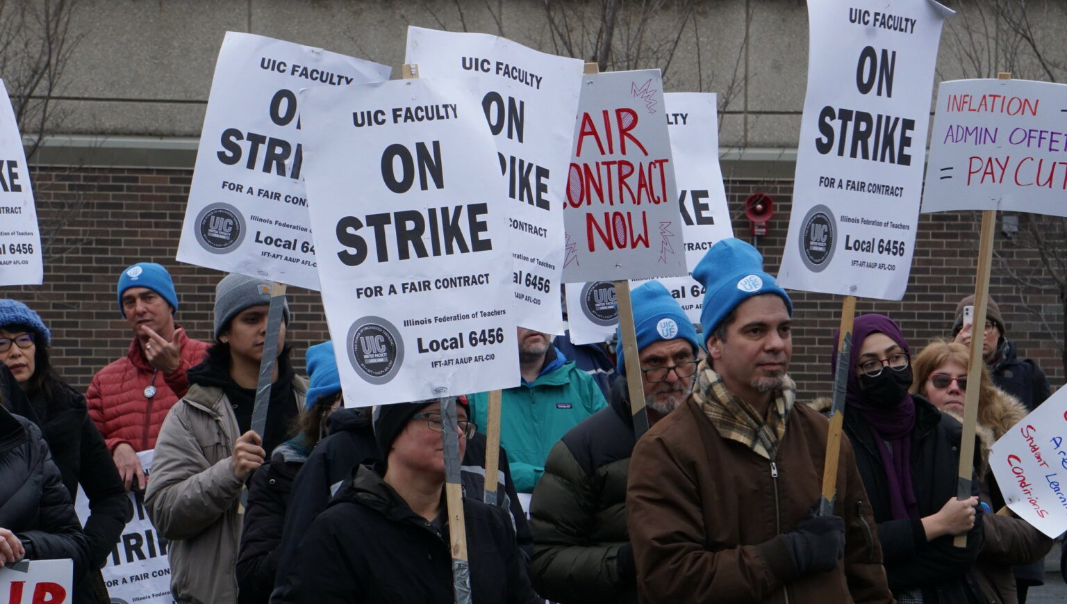 UIC Campus Unions Rally in Solidarity with Striking Faculty - SEIU Local 73